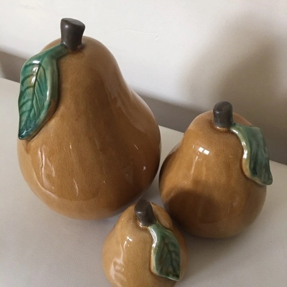 Ceramic Pears (Set of 3) - IMAX - Picture 3 of 11